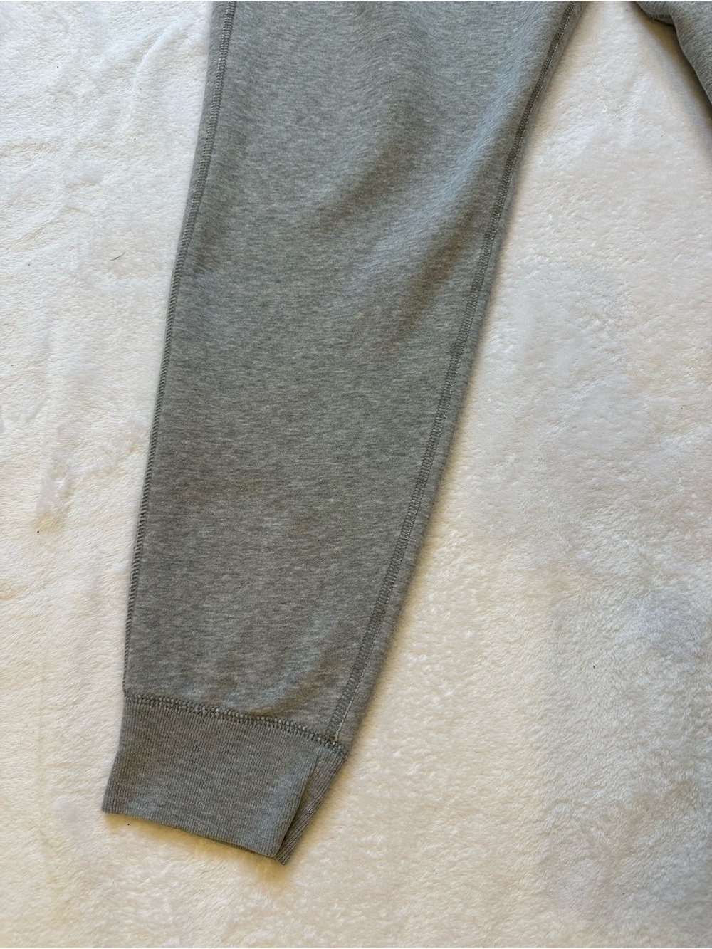 Abercrombie & Fitch Heather Gray Men's Jogger Sweatpants - Picture 7 of 8